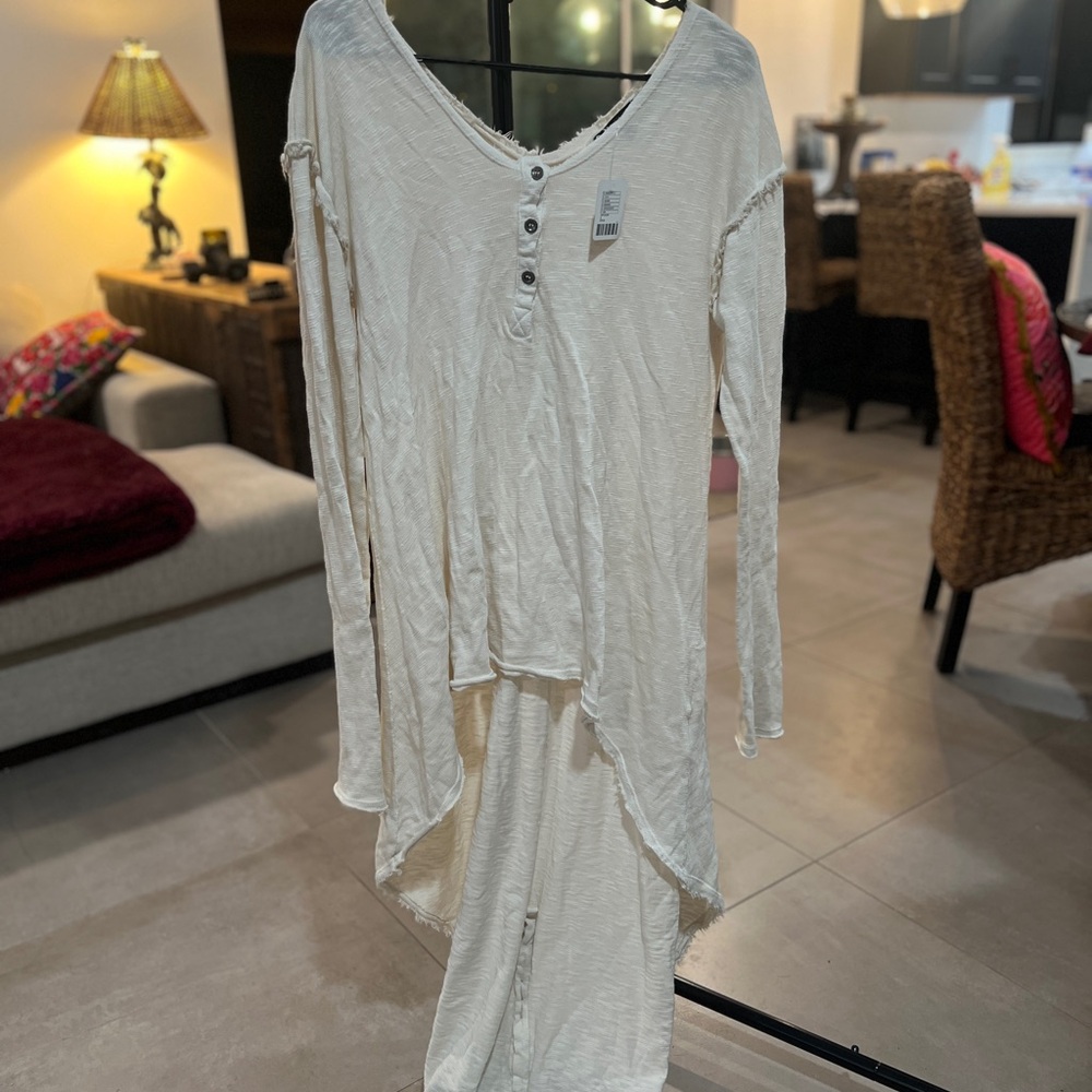 Truly Madly Deeply Cream Buttoned Top